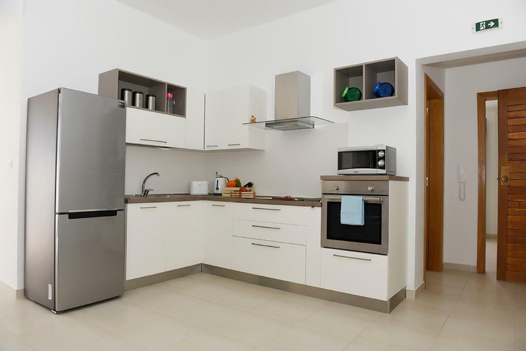 13 Village Apartments Mellieħa Kültér fotó
